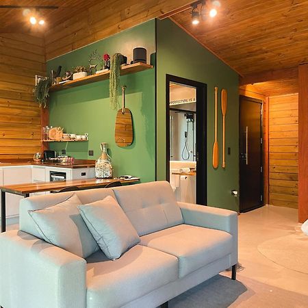 Cabana Equipada Em Meio A Natureza Em Помероди Екстериор снимка