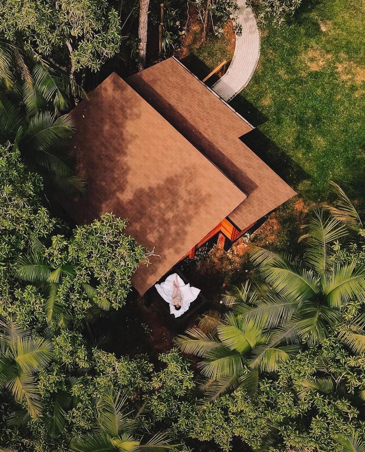 Cabana Equipada Em Meio A Natureza Em Помероди Екстериор снимка